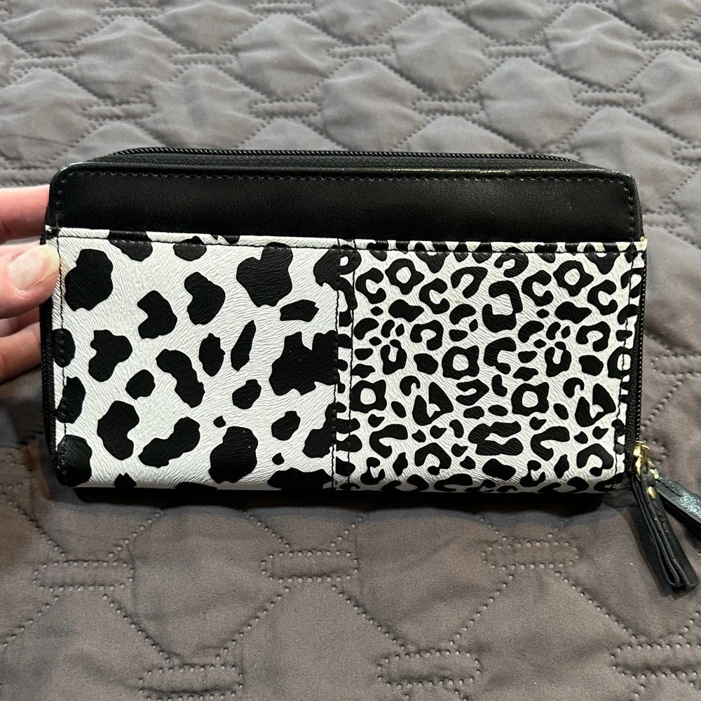 Black & White Animal Print Zip Wallet